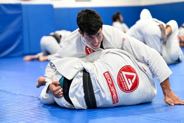 Defend yourself: Essential takedowns for self-defense at Gracie Barra New Mexico | Phone: +1 505-515-4341 Defend yourself: Essential takedowns for self-defense at Gracie Barra New Mexico | Phone: +1 505-515-4341