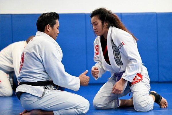 Gracie Barra New Mexico: Learn to control an attacker without striking | Phone: +1 505-515-4341 Gracie Barra New Mexico: Learn to control an attacker without striking | Phone: +1 505-515-4341
