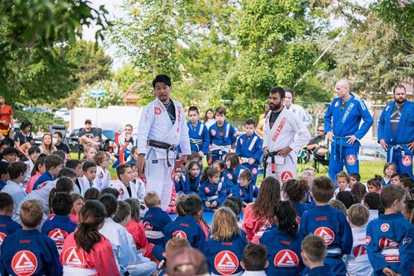 Gracie Barra New Mexico: How does kids jiu jitsu help promote healthy physical habits | Phone: +1 505-515-4341
